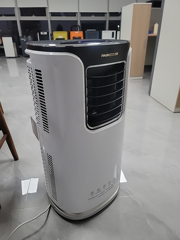 9000BTU ポータブル蒸発式冷却機 エアコン 4つの動作モード 2扇風機の速度 安全・児童ロック